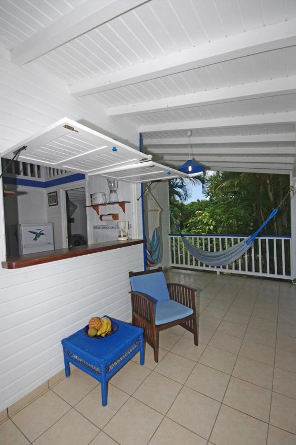 Gite Le Colibri Bungalow Azur Avec Reserve D'Eau Сен-Франсуа Экстерьер фото