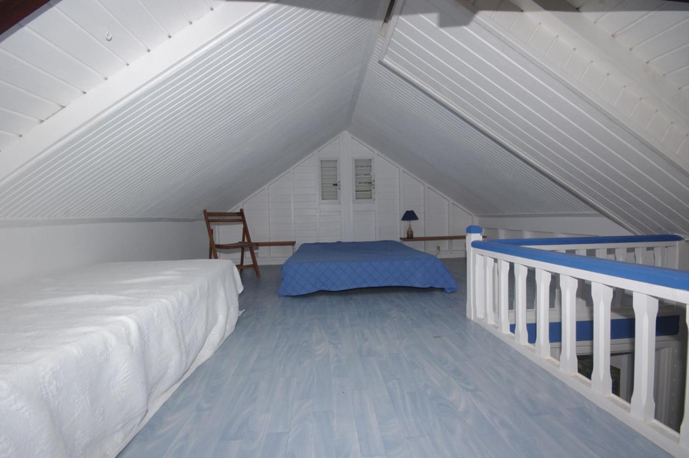 Gite Le Colibri Bungalow Azur Avec Reserve D'Eau Сен-Франсуа Экстерьер фото